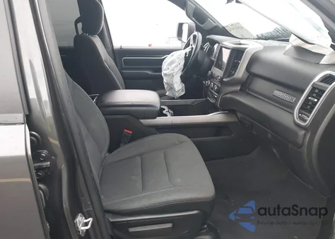 2021 Ram 1500 Big Horn 4X2 5'7 Box из США, поврежденный, VIN 1C6RREFT9MN750170